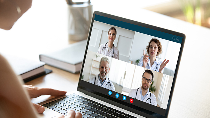 Towards the virtualization of healthcare systems