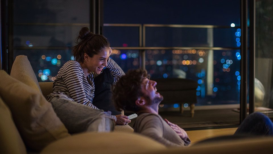 Те просто преминаха от 5" на 55" екран за филмовата вечер.